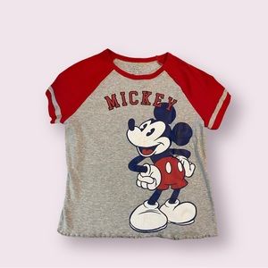 Mickey Mouse Junior’s Raglan Grey Top
